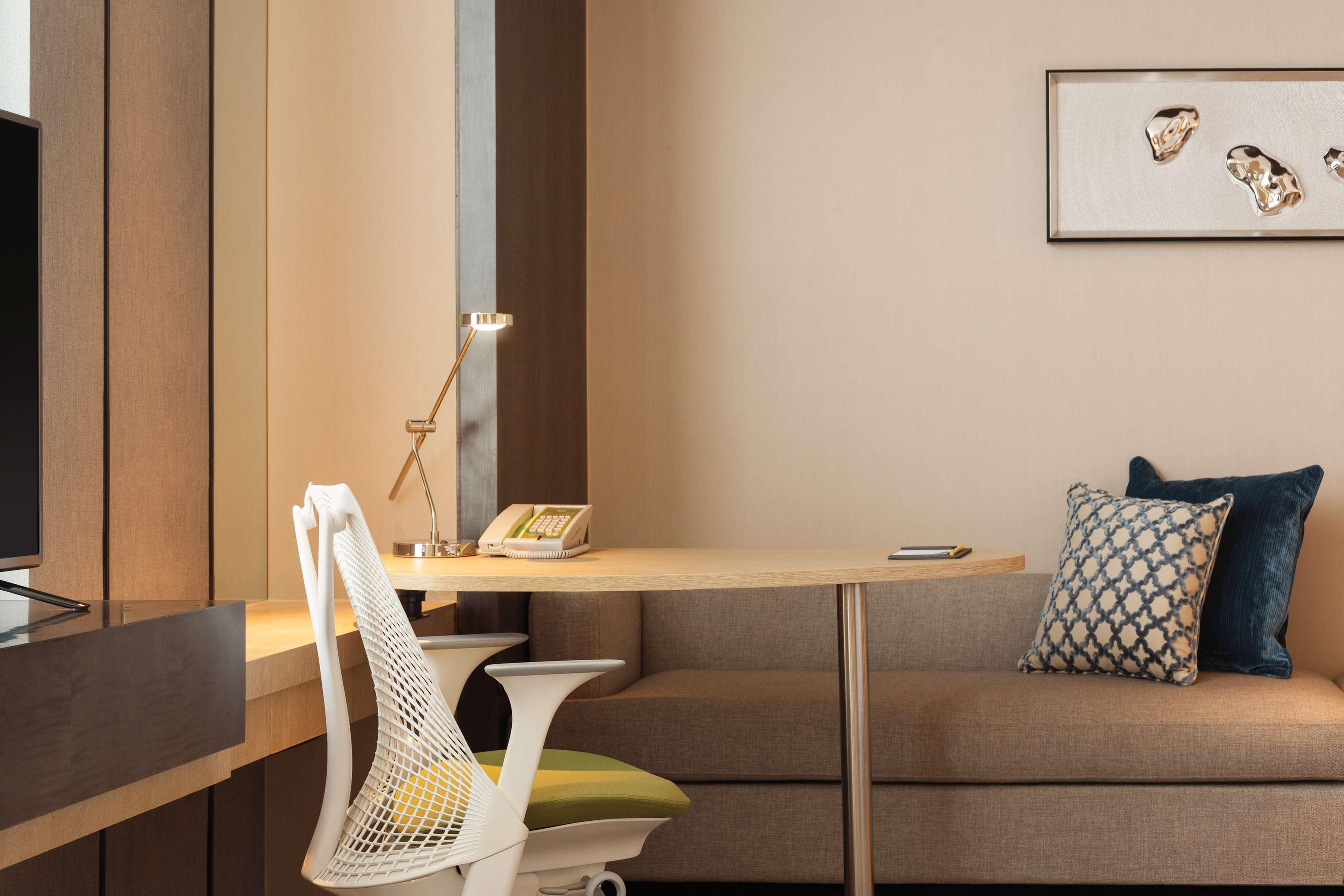 Hilton Garden Inn Dandong Bagian luar foto
