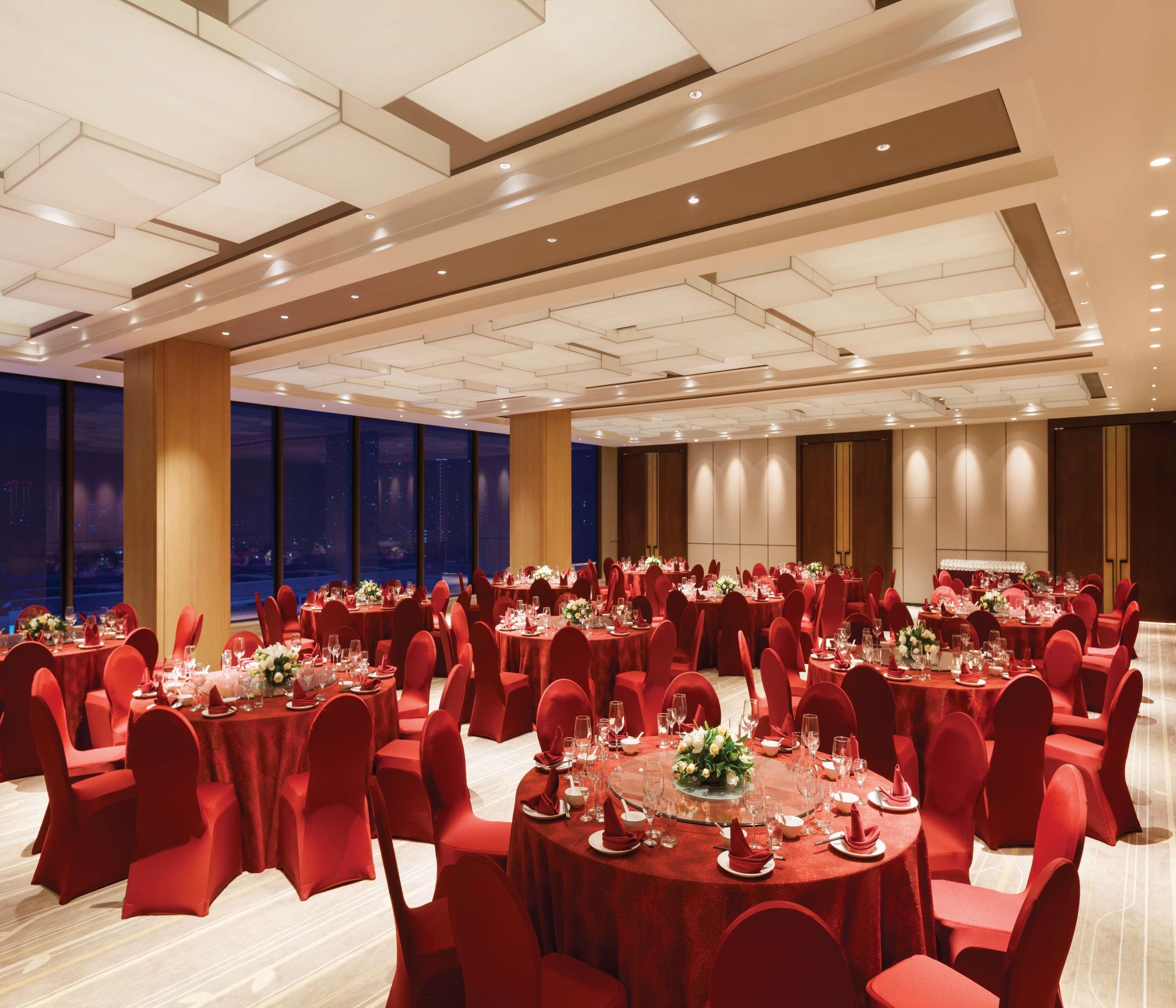 Hilton Garden Inn Dandong Bagian luar foto