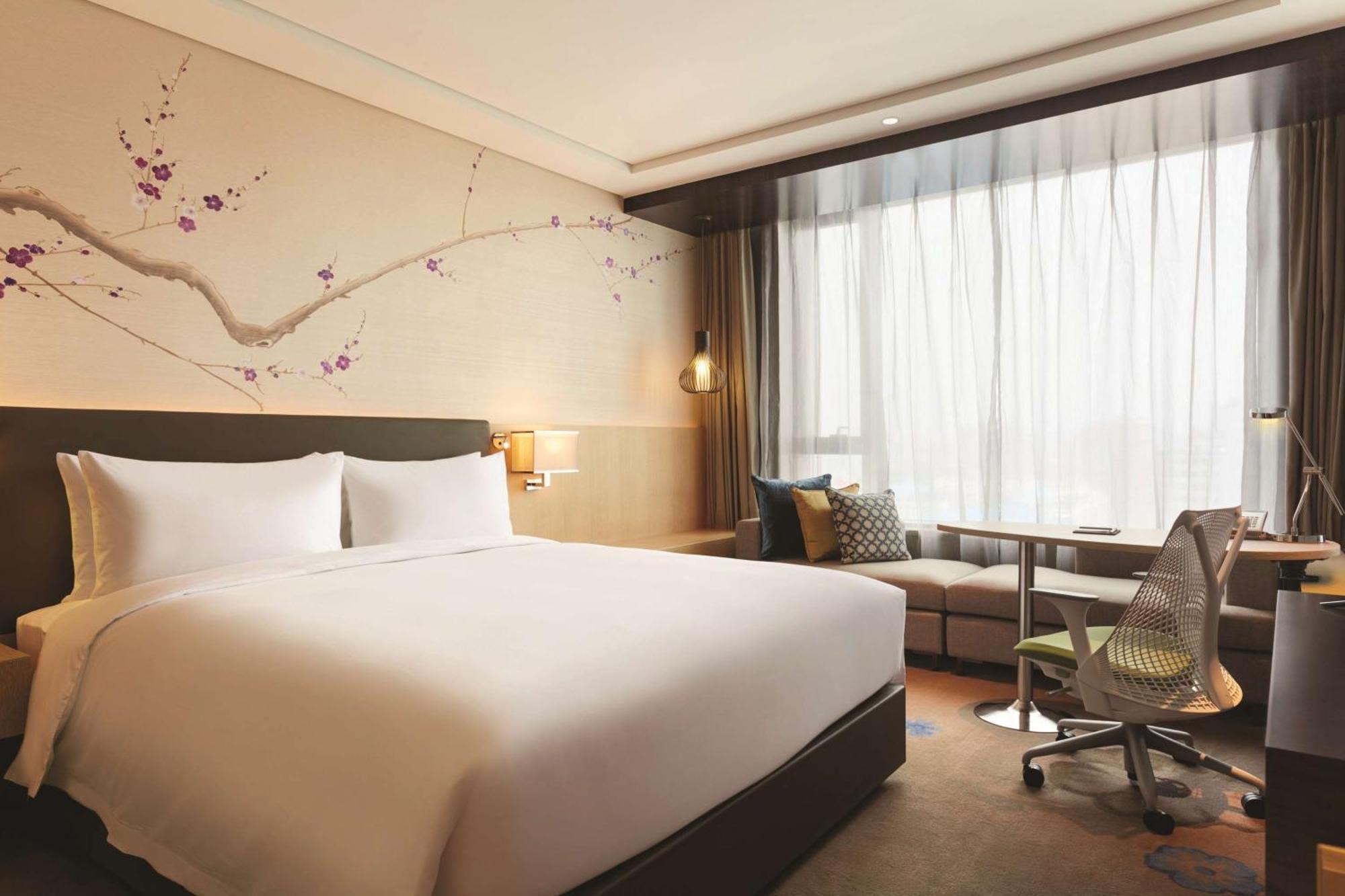 Hilton Garden Inn Dandong Bagian luar foto