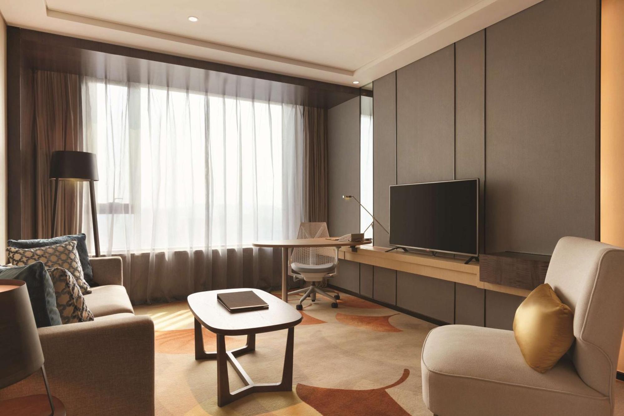 Hilton Garden Inn Dandong Bagian luar foto